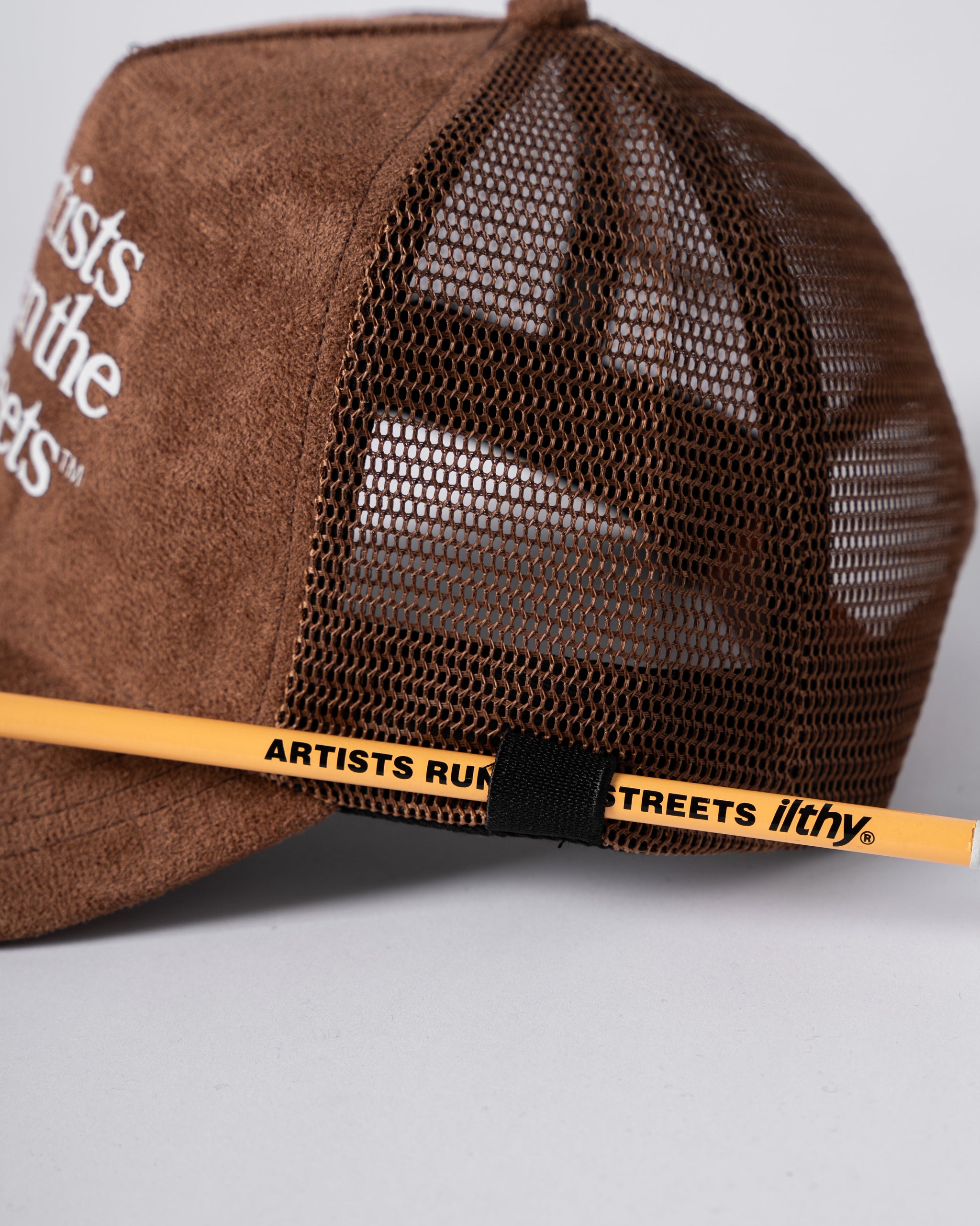 Artists Run the Streets™ Suede Trucker Cap (Brown)