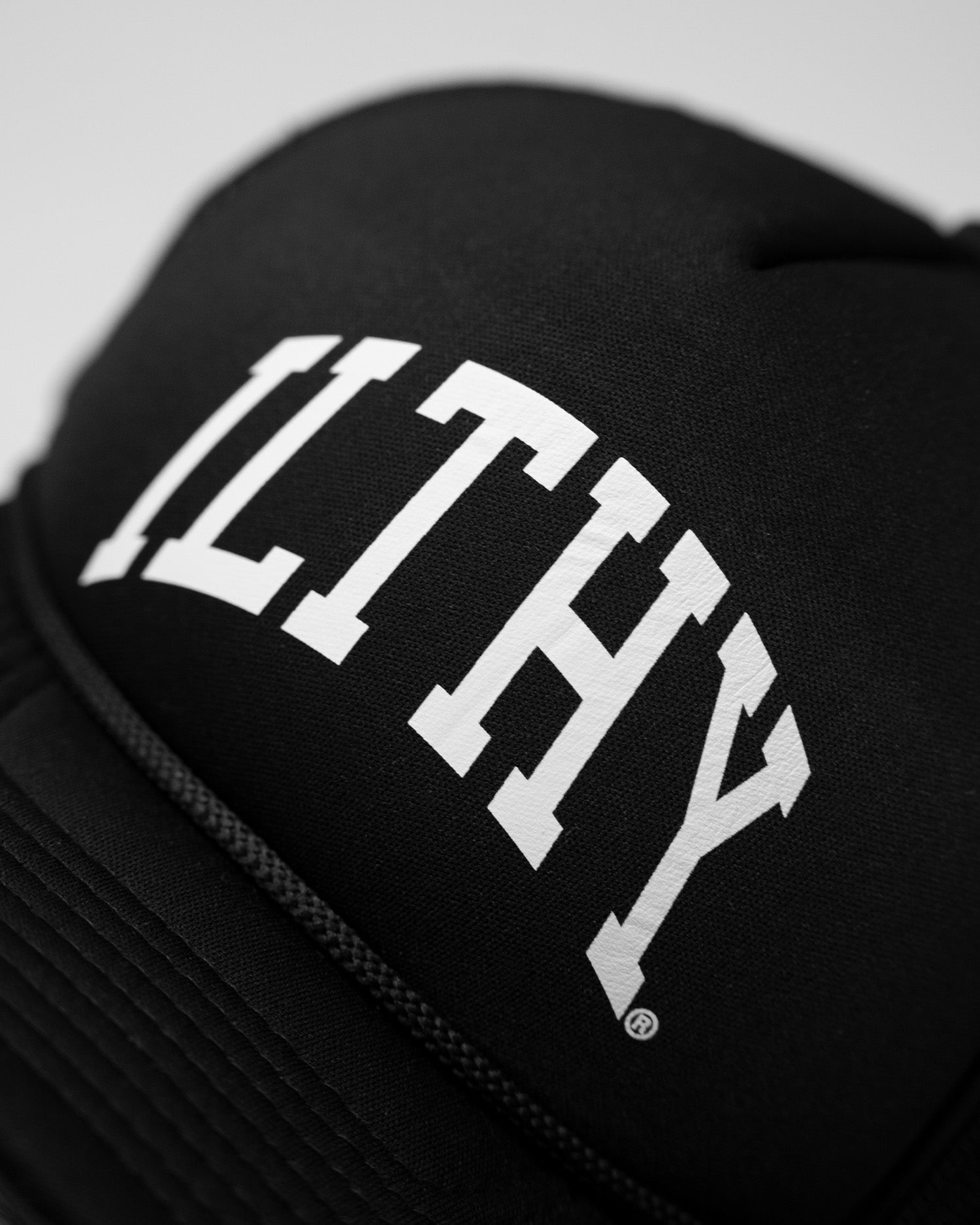 ILTHY® Premium Trucker (Black)