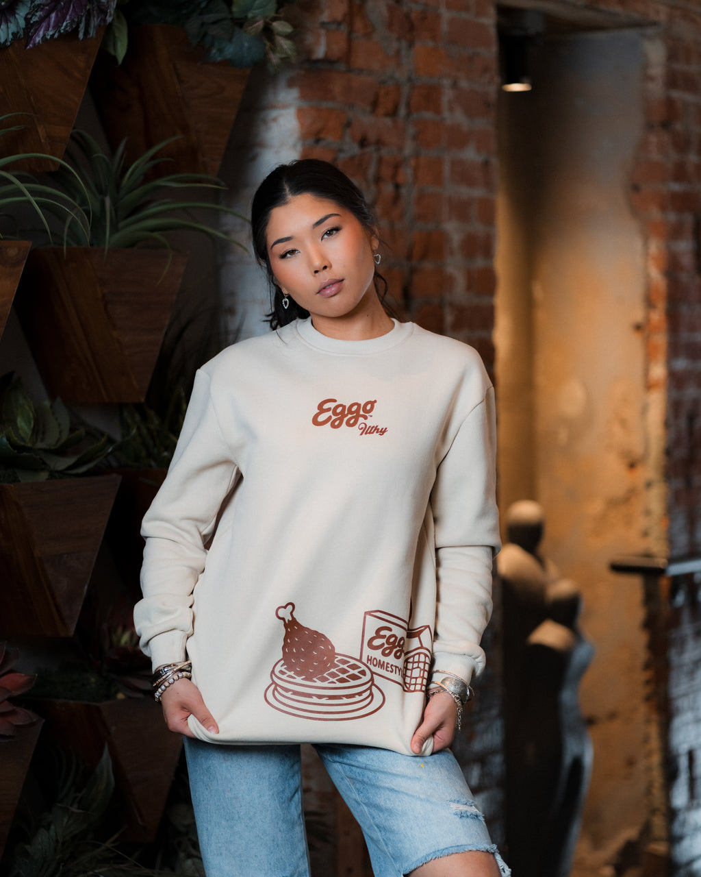 Eggo® Waffles Crewneck (Cream)