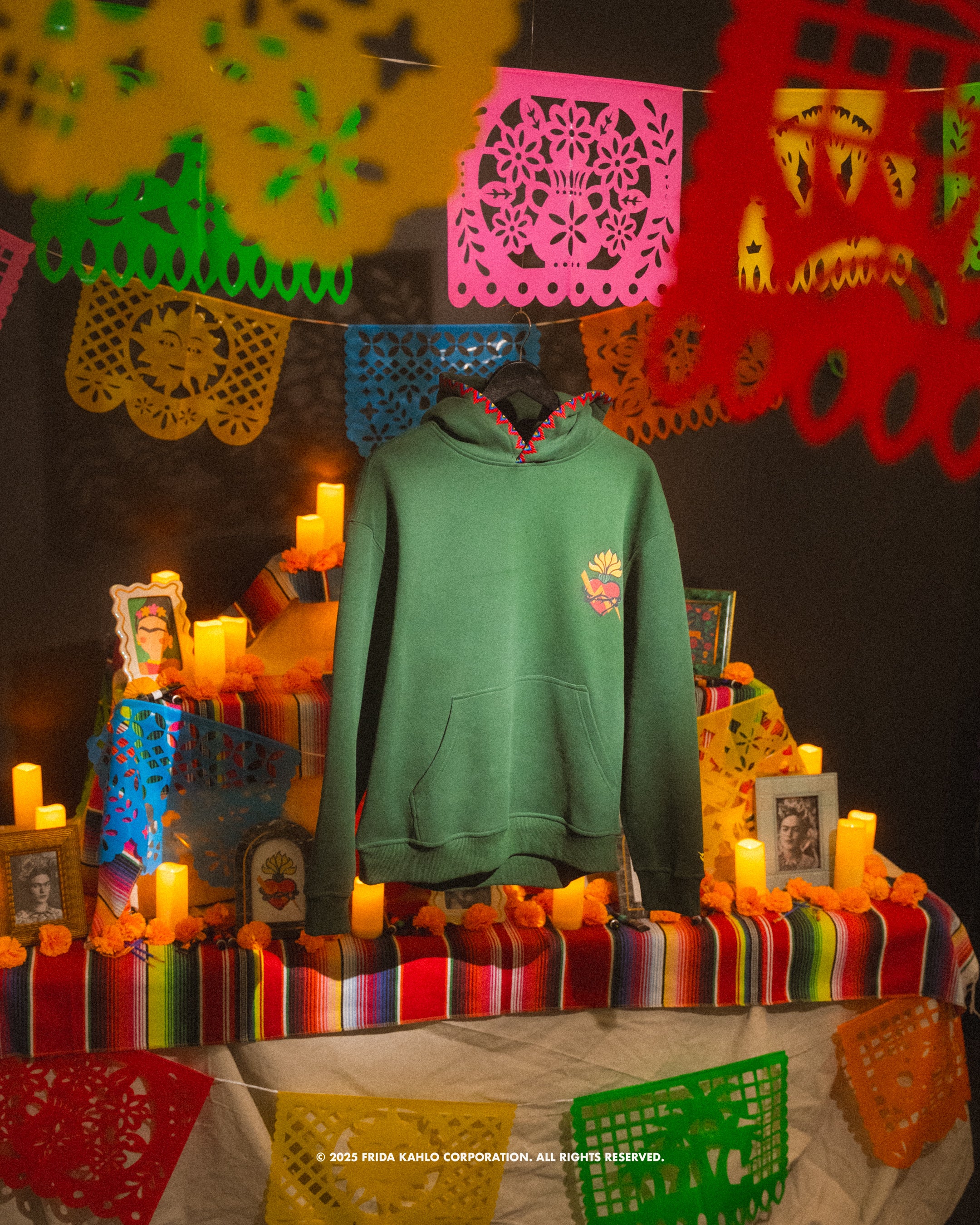 Frida Kahlo Pasión Por La Vida Forest Hoodie (Pre-Order)