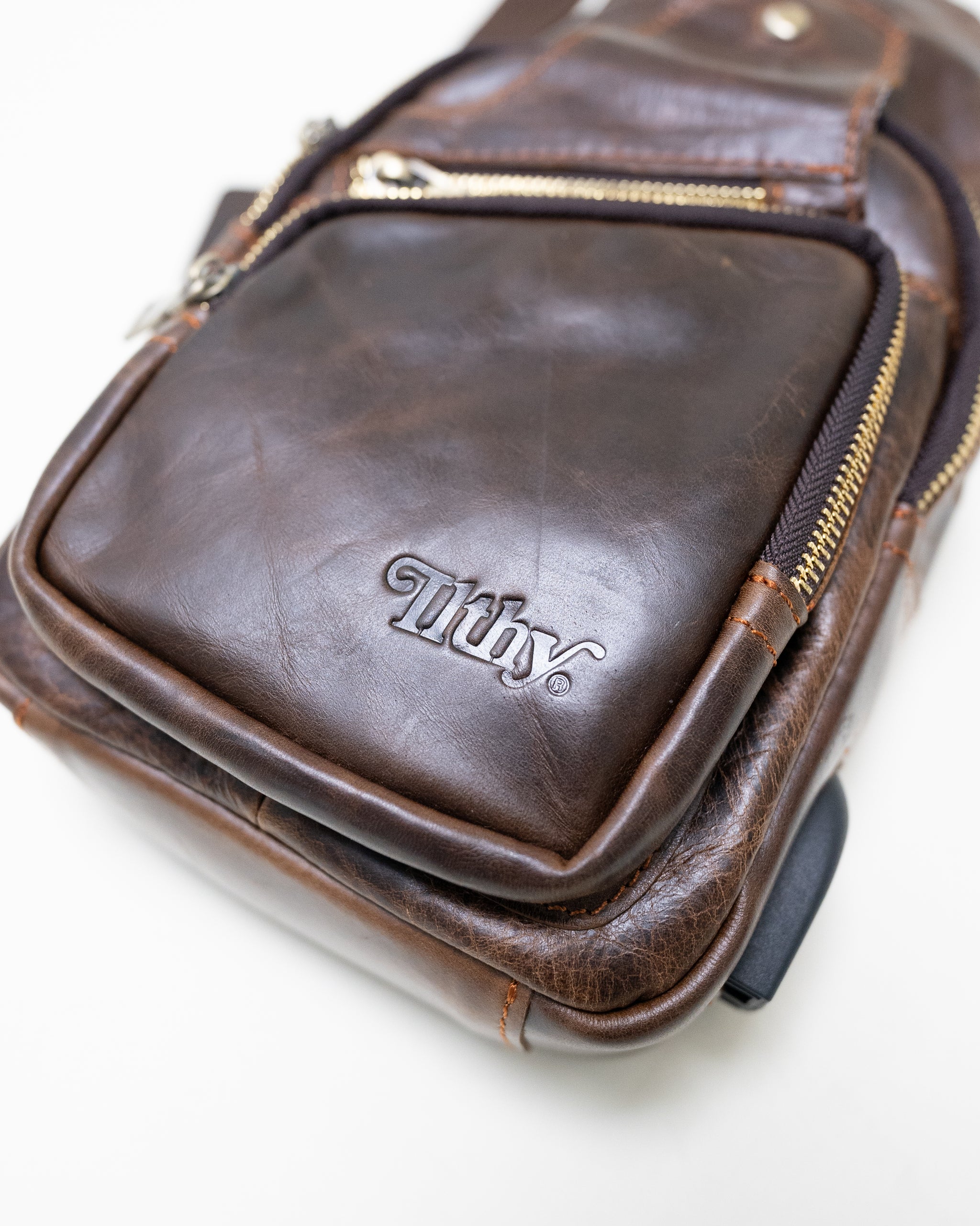 ILTHY® Leather Shoulder Bag (Coffee Brown)
