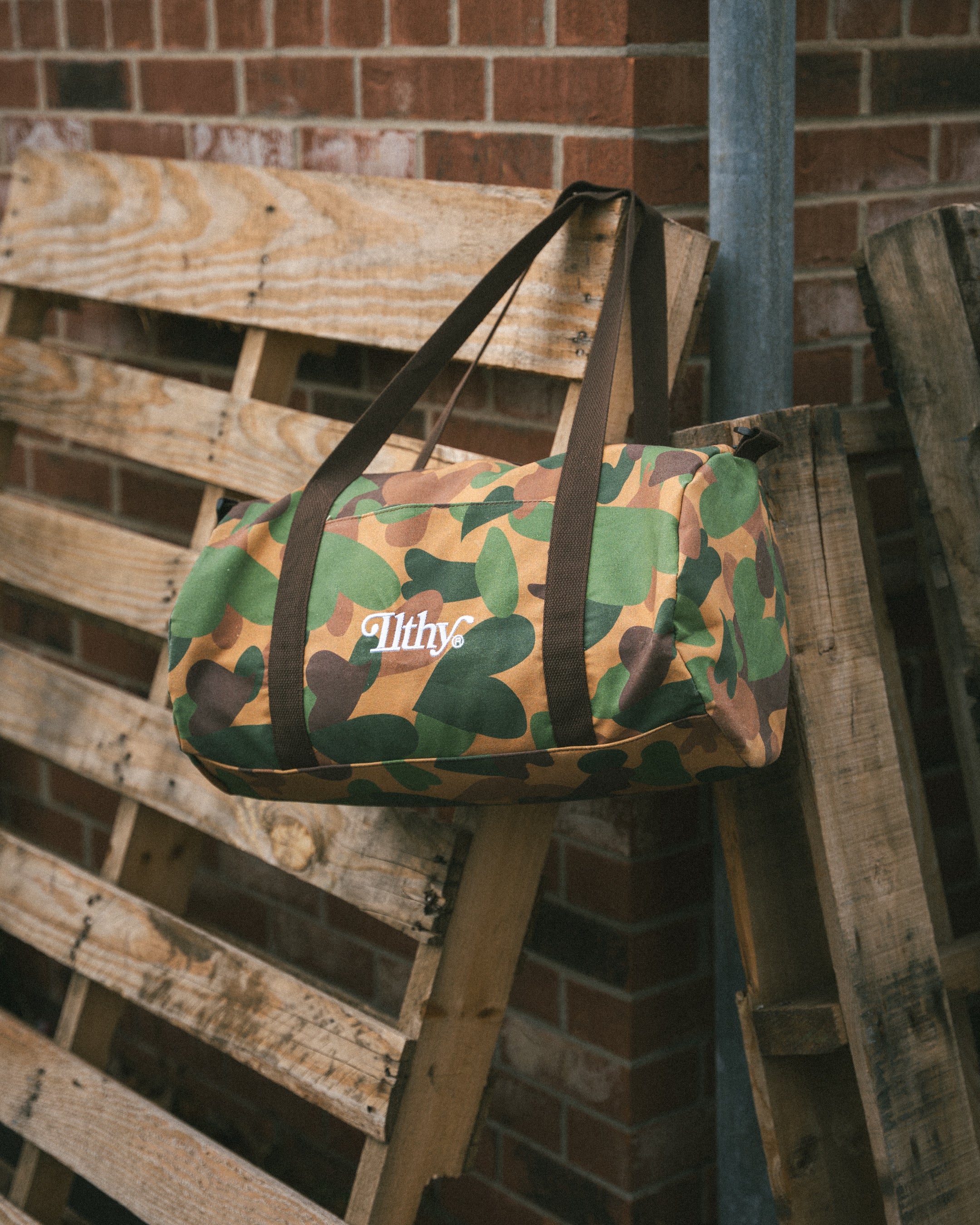 Brand Centric – Mystery Duffle Bag Camo ($200+ Value) – ILTHY